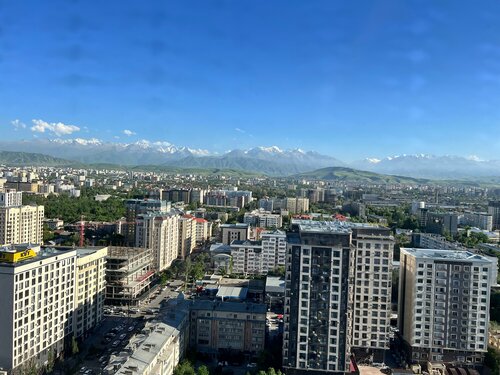 Внешний вид отеля Sheraton Bishkek в Бишкеке, фото 3