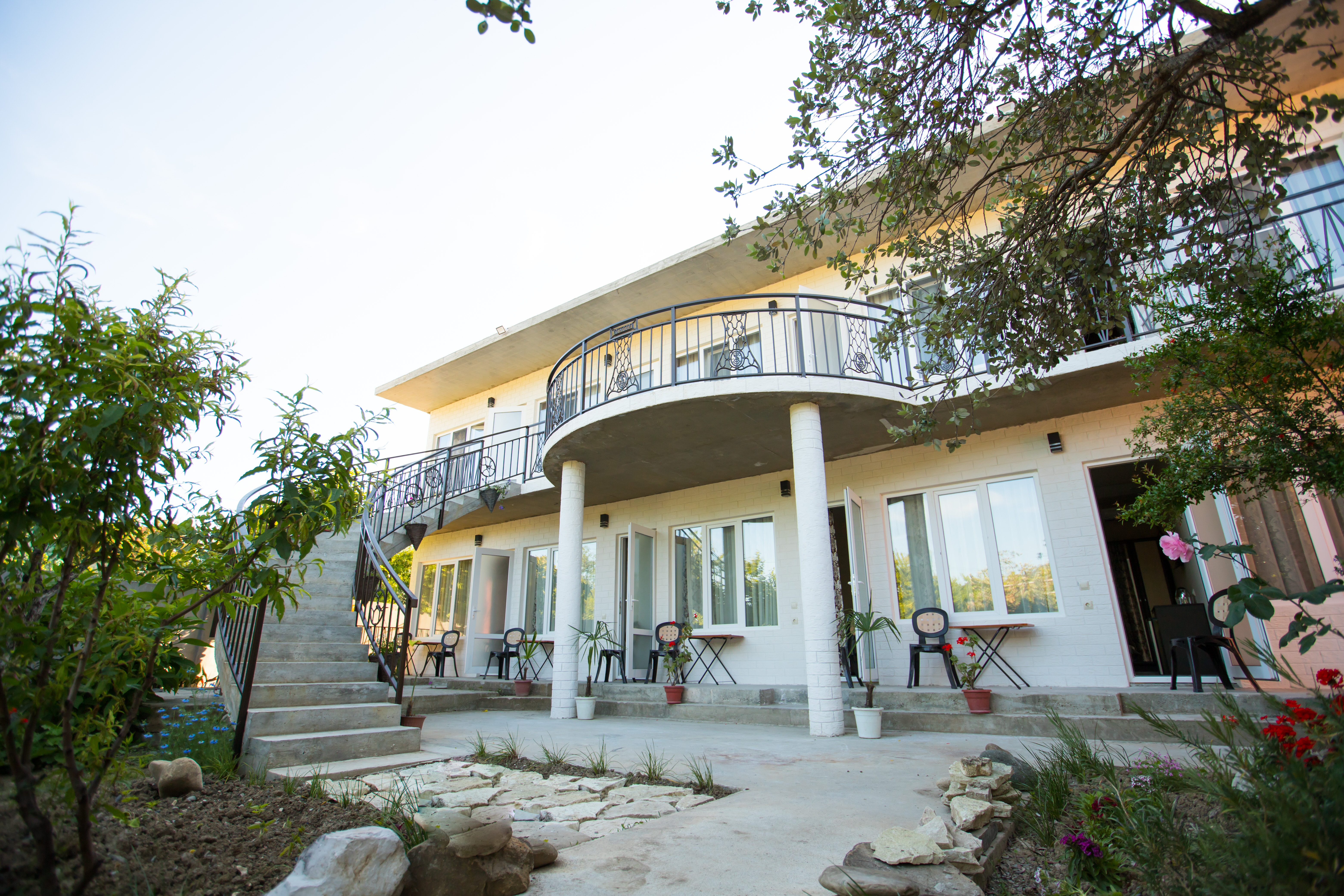 Фото Сингер