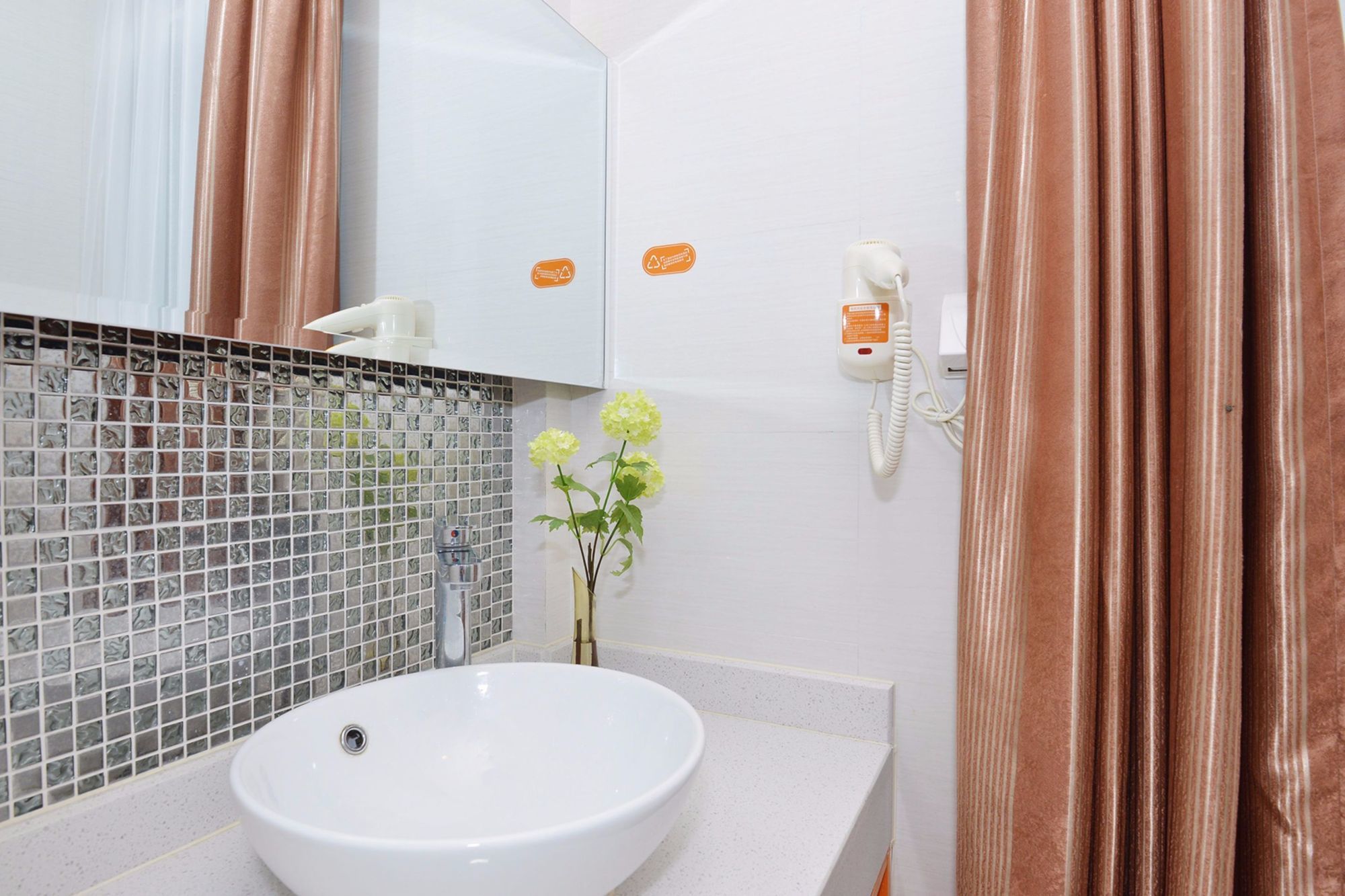 Фото Lijing Selected Hotel