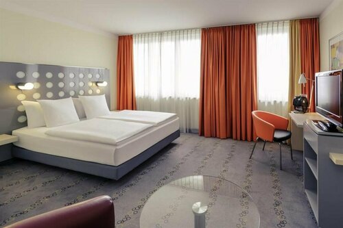 Гостиница Mercure Neu-Isenburg в Ной-Изенбурге