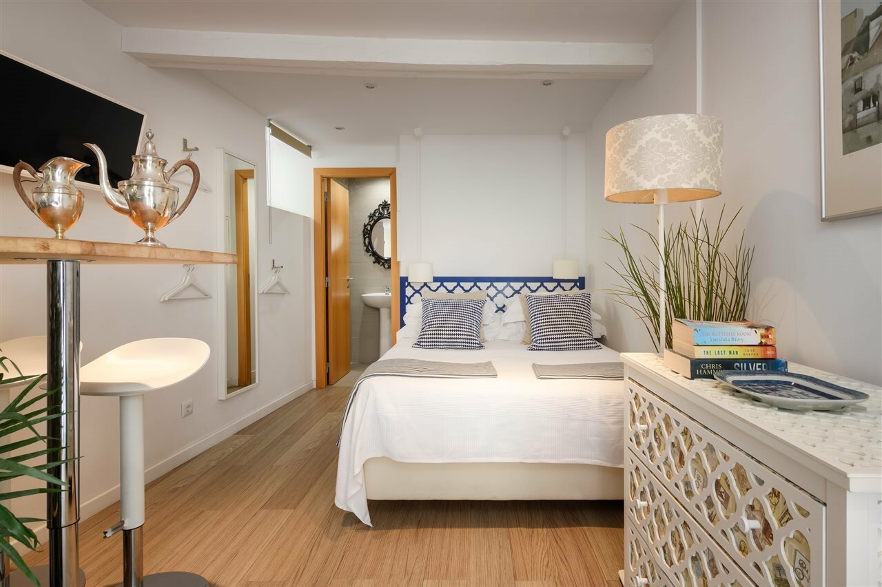 Фото Alfama Yellow House