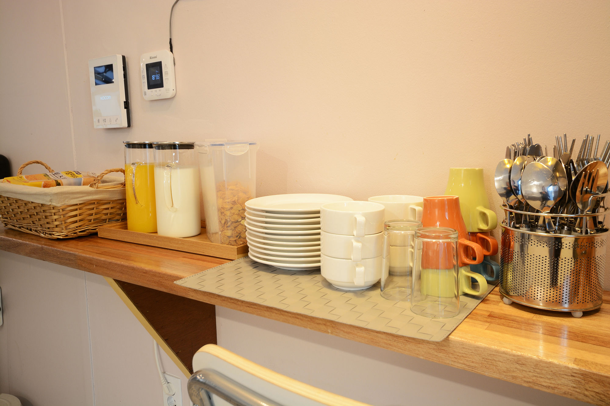 Фото Sunny Hill Hostel Hongdae