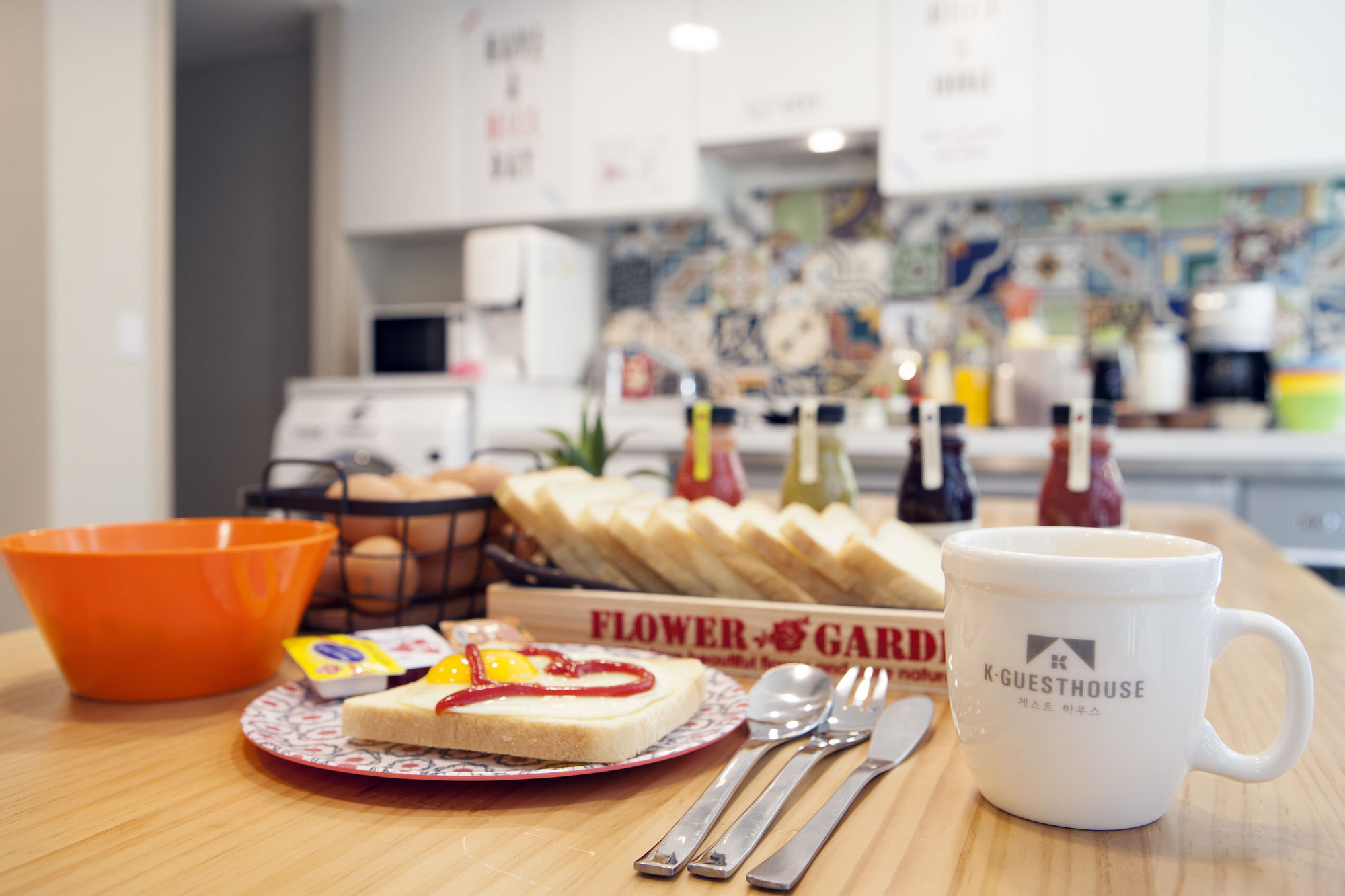 Фото Oyo Hostel Myeongdong 1