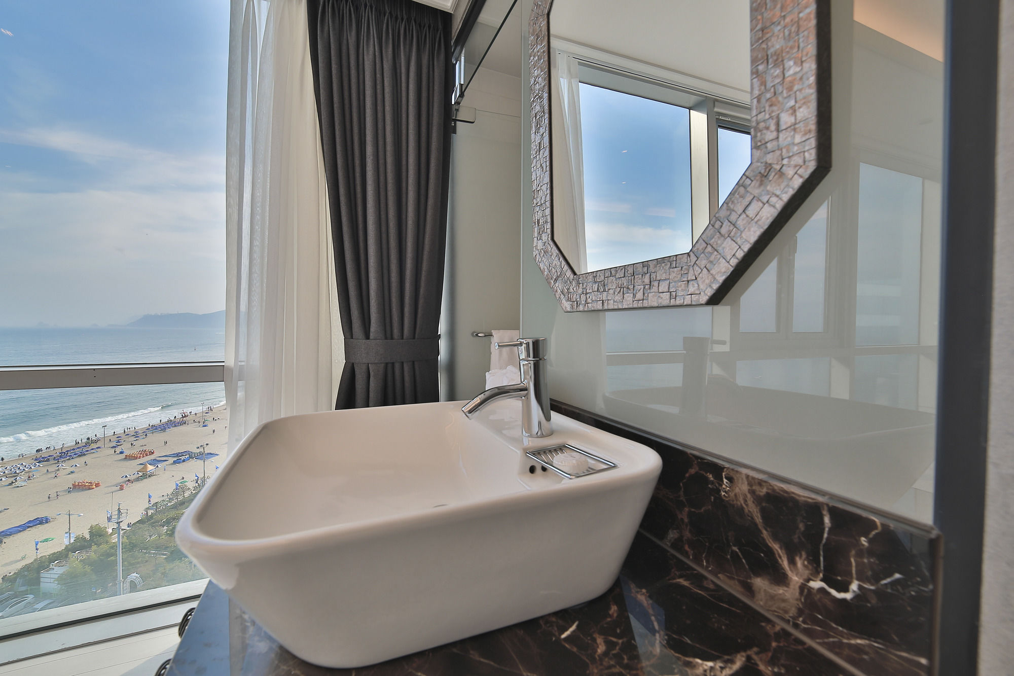 Фото Elysia Boutique Hotel