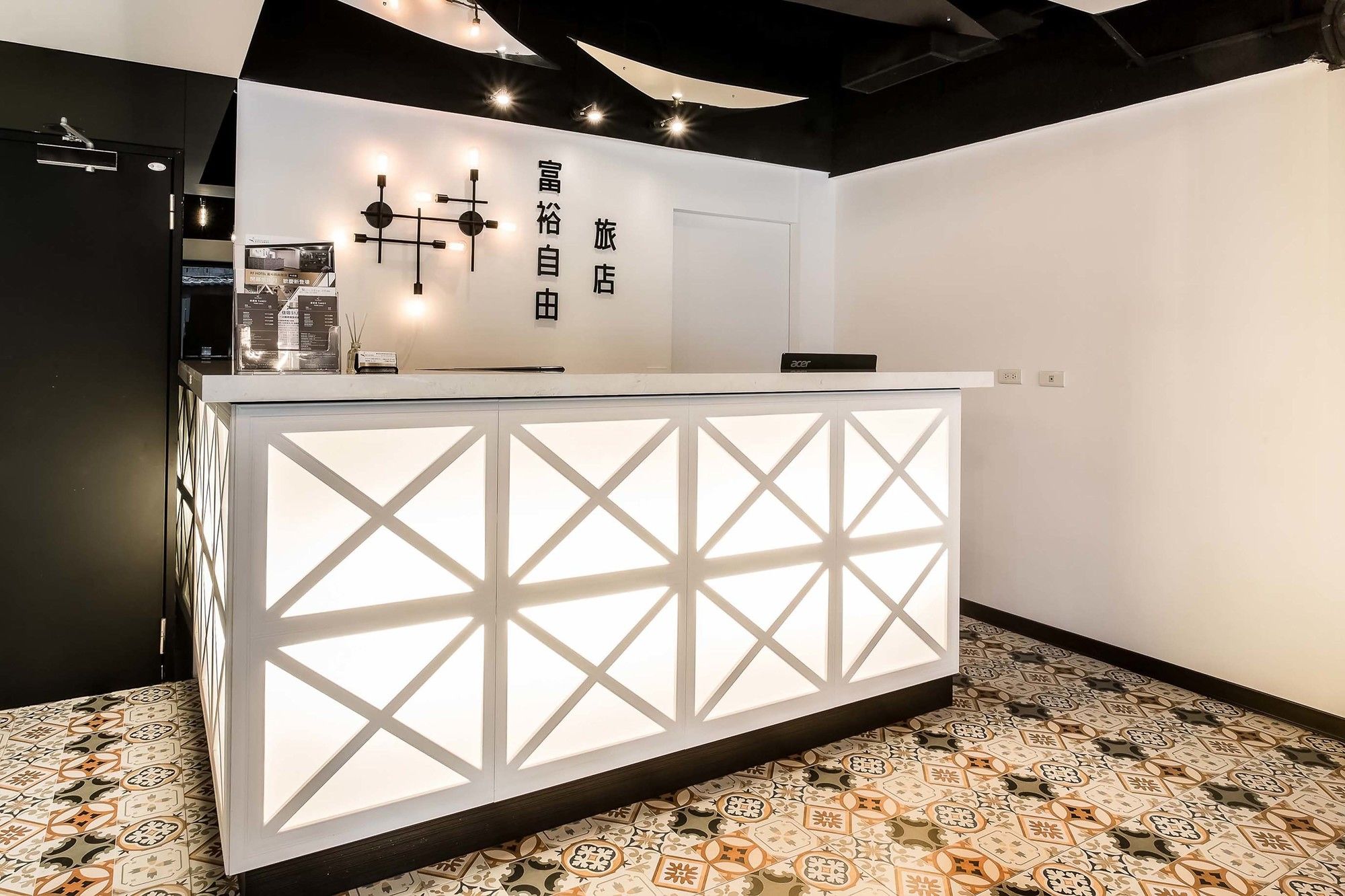 Фото Rf Hotel Linsen