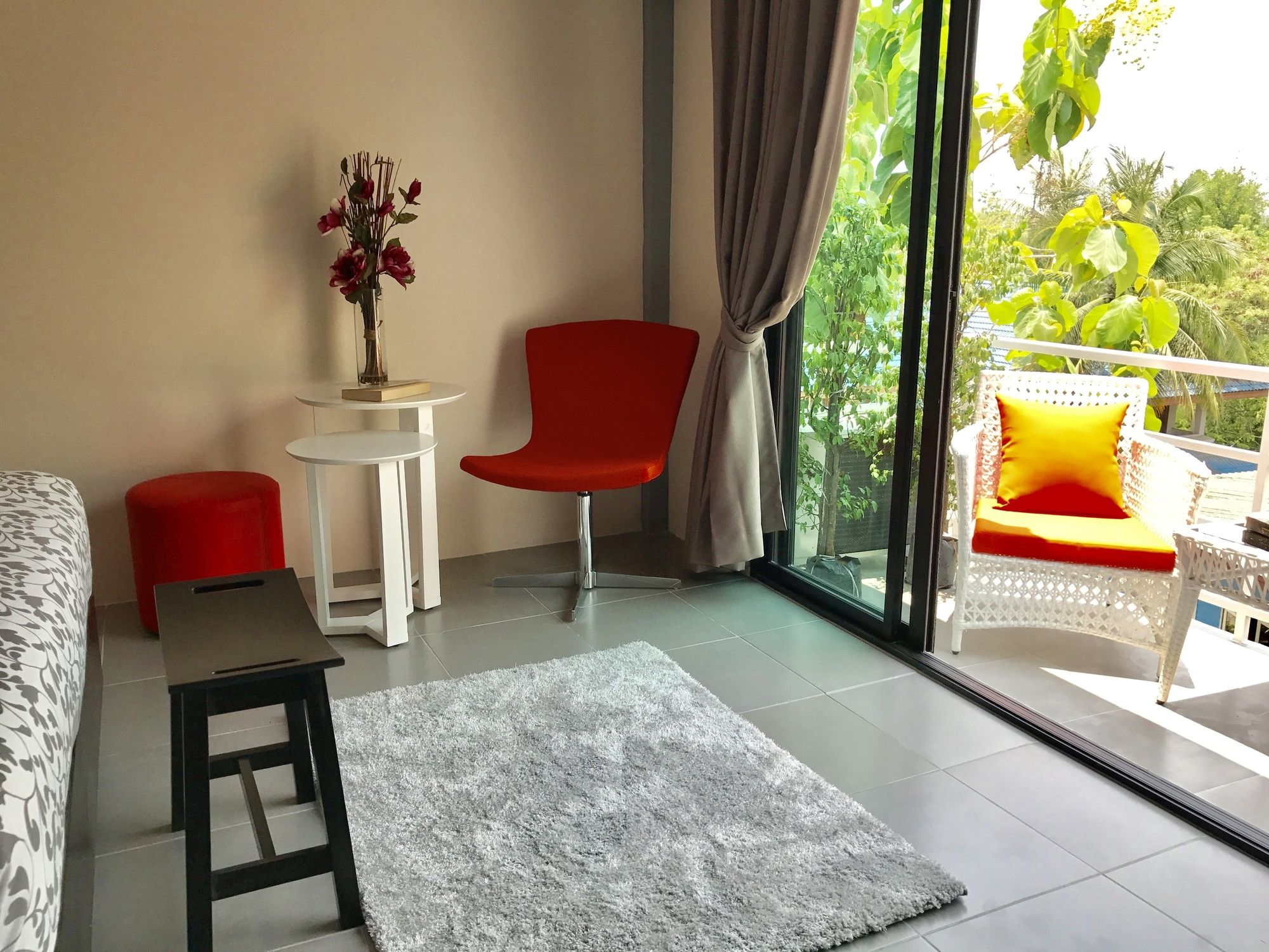 Фото The Beach Cha Am Guest House