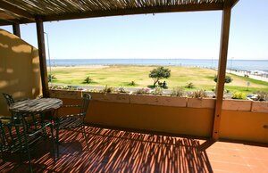 Гостиница Dolphin Inn Guesthouse