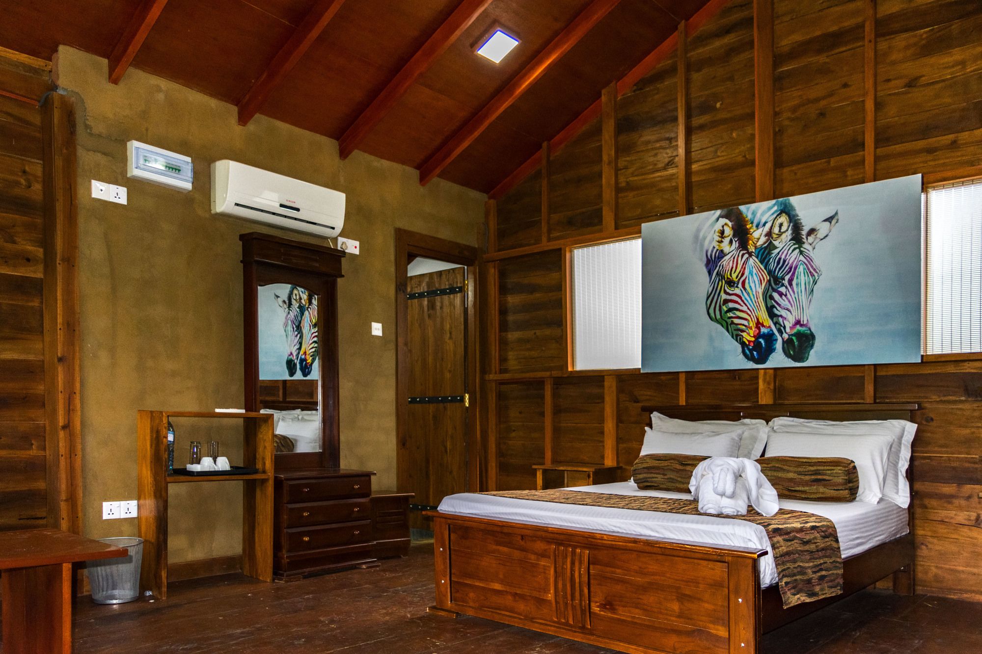 Фото Kandy Cabana Eco Resort