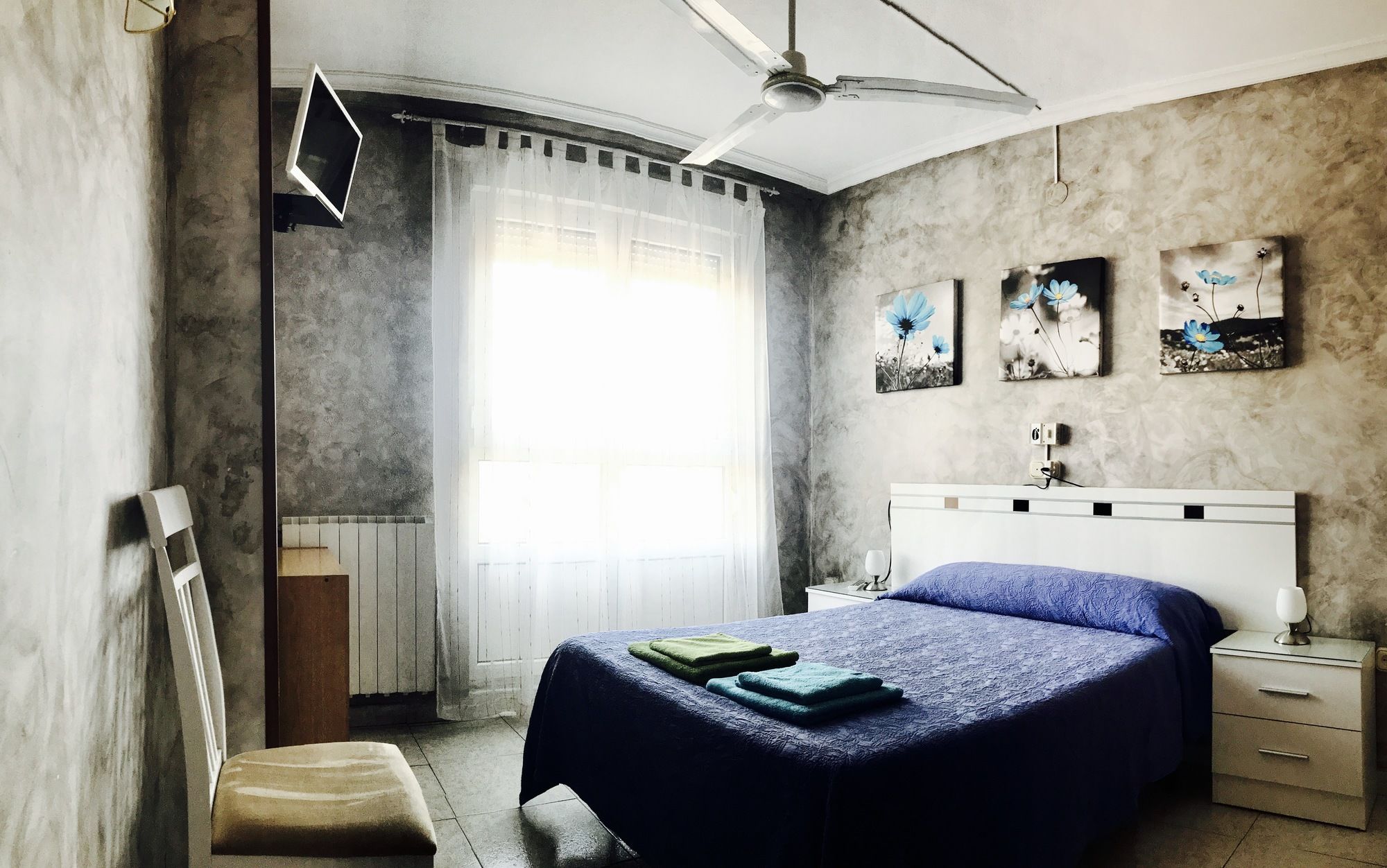 Фото Hostal Sol Naciente