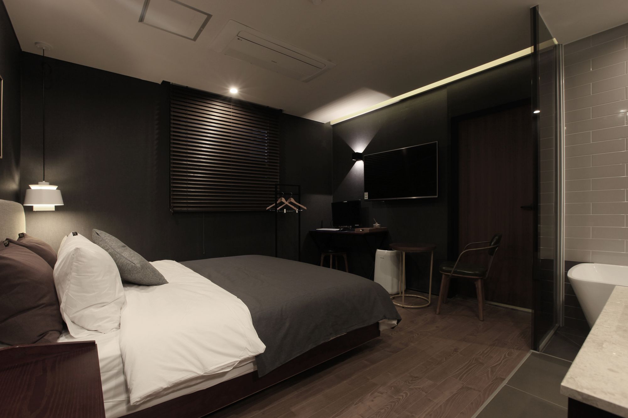 Фото Brown Dot Hotel Yangjeong