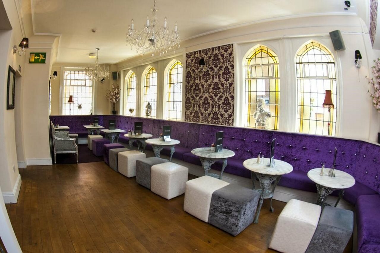 Фото The Mitre Hotel