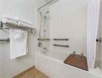 Фото Microtel Inn & Suites by Wyndham Raton