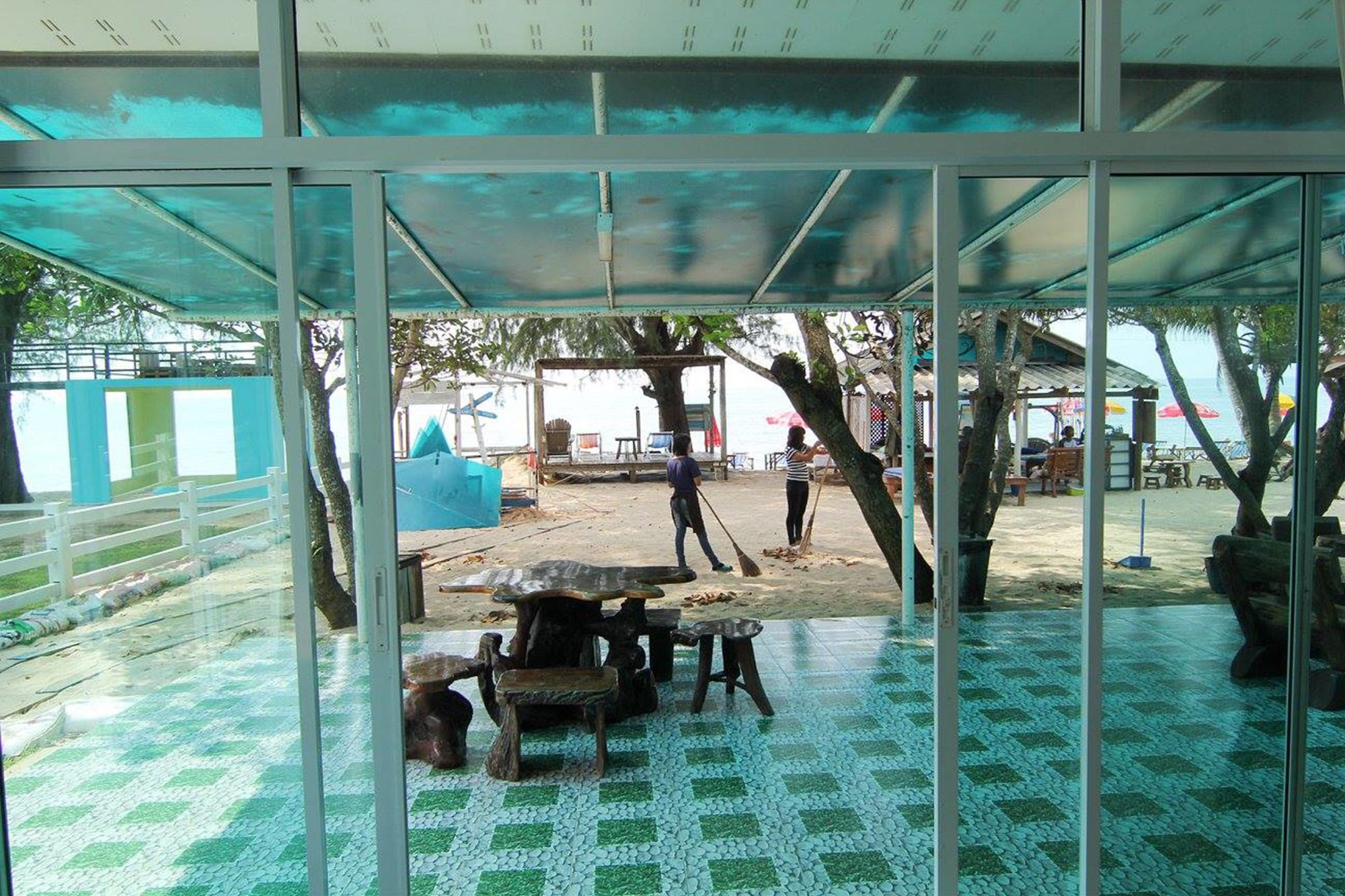 Фото Ton-Aor on the beach resort & restaurant