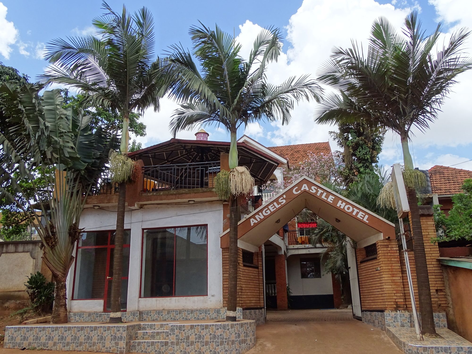 Фото отеля 3