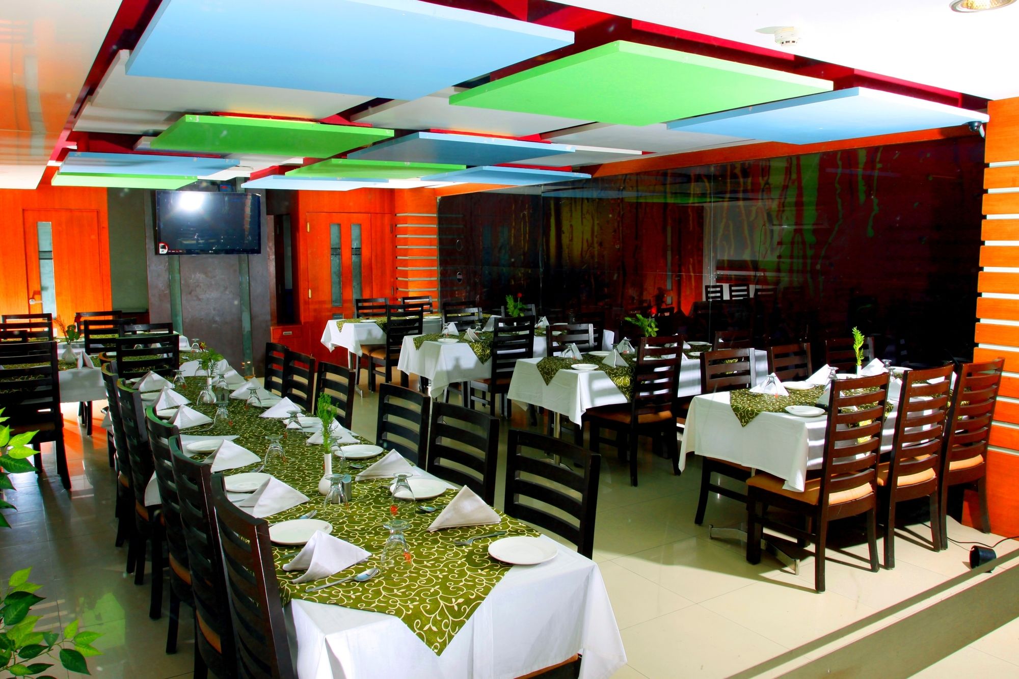 Фото Hotel Tulsi Exotic