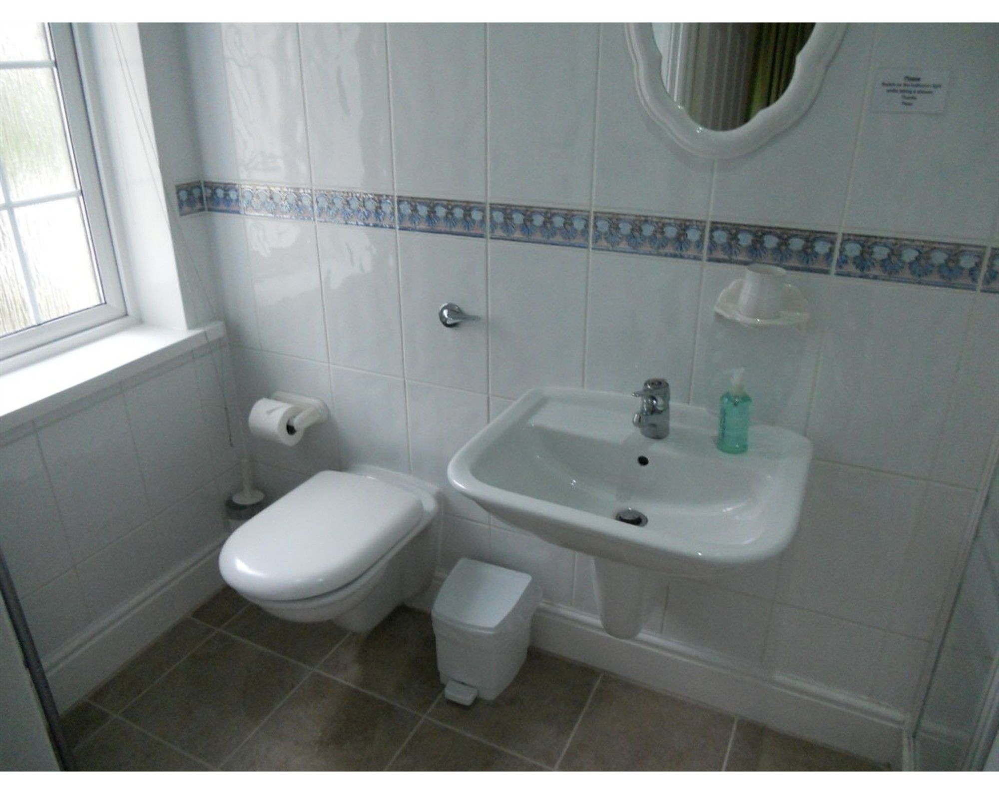 Фото The Elms Guest House