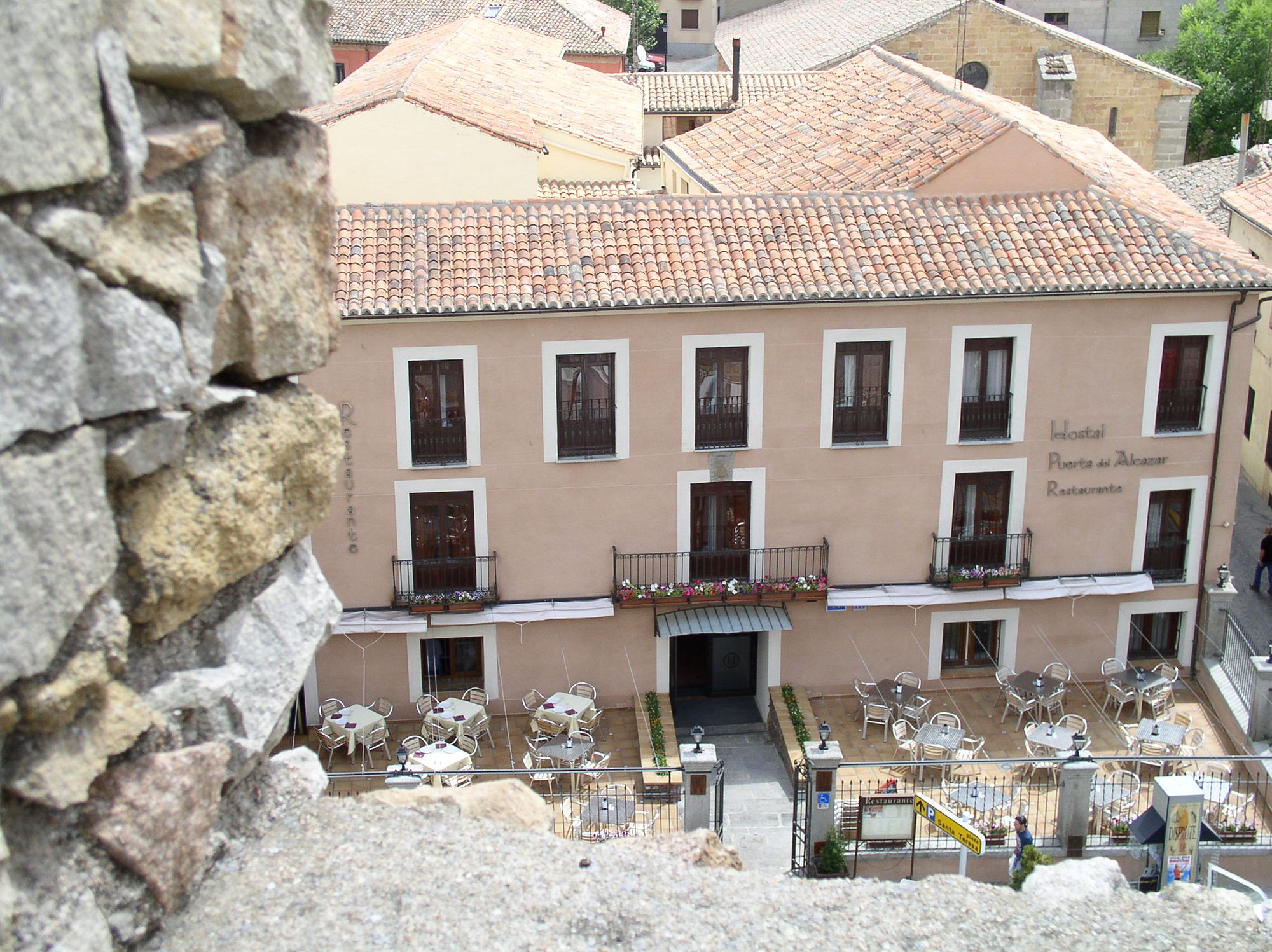 Фото Hostal Restaurante Puerta del Alcázar