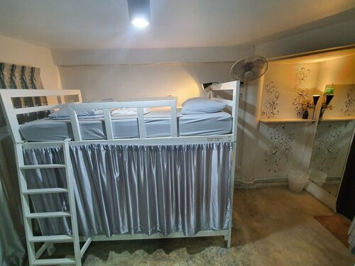 Внешний вид отеля Home16 Hostel 16 в Бангкоке, фото 5