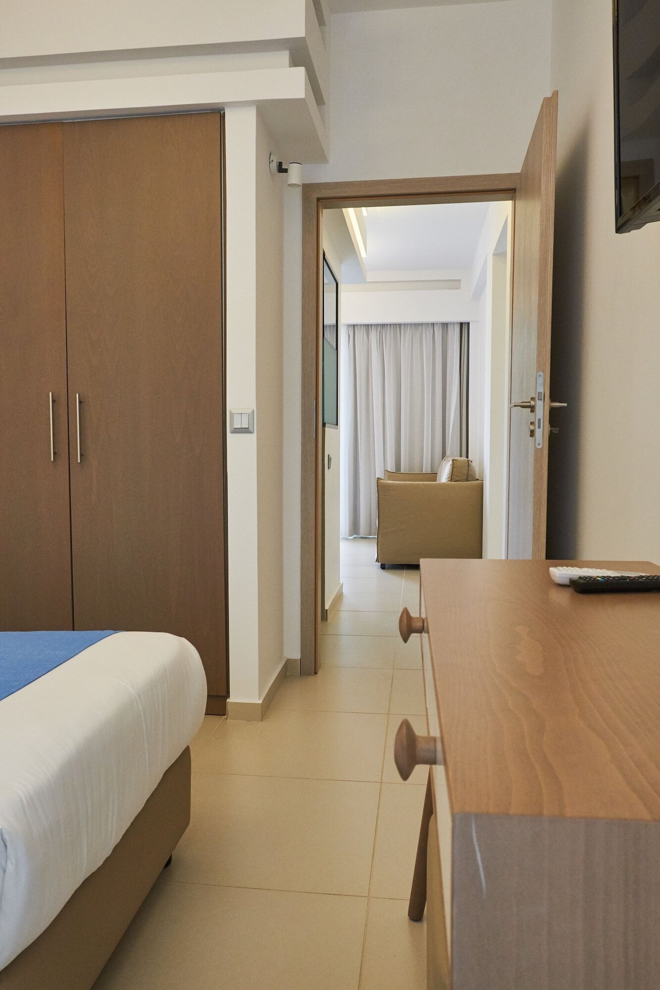 Фото Troulis Aparthotel