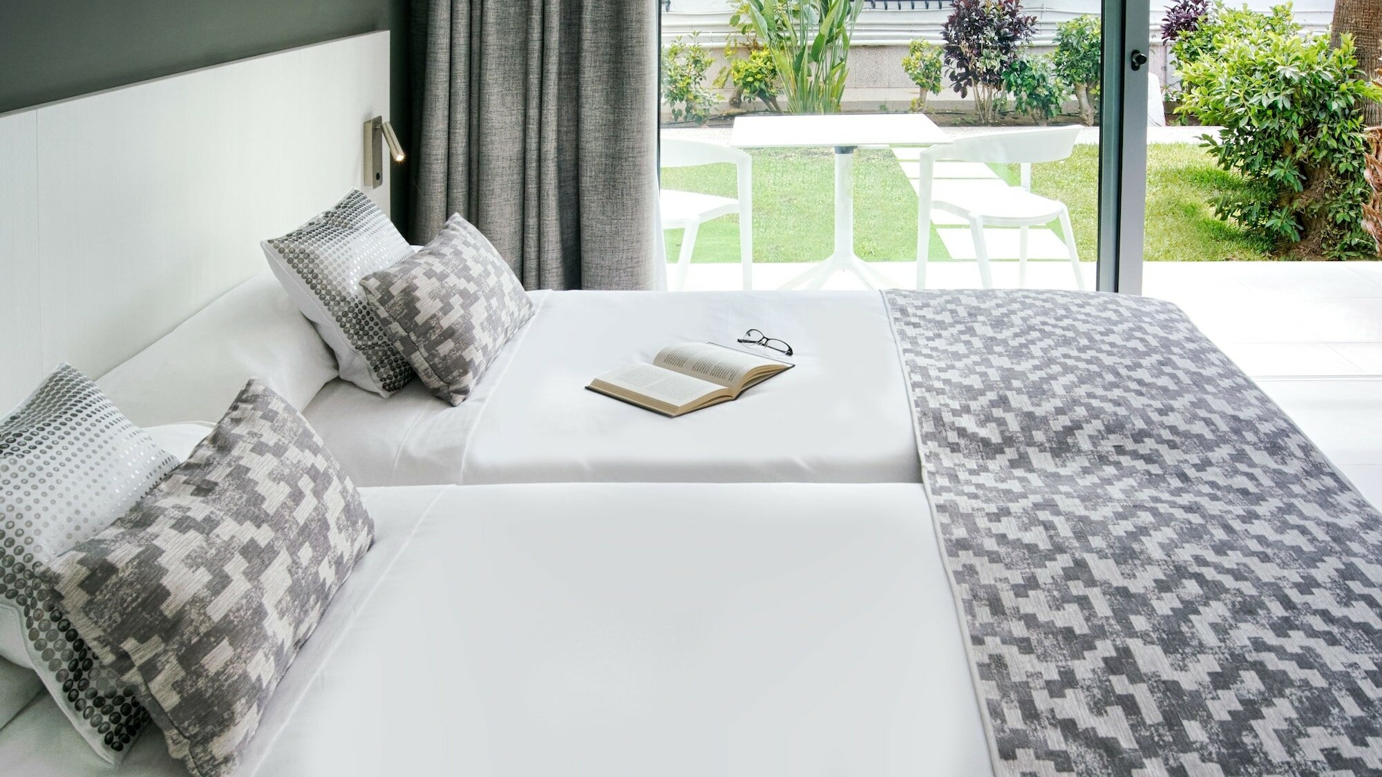 Фото Sanom Beach Resort - Adults Only 