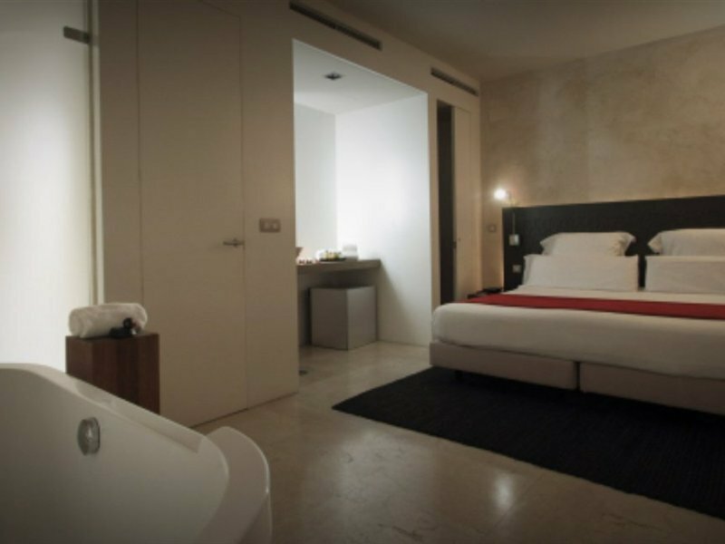 Фото EME Catedral Mercer Hotel