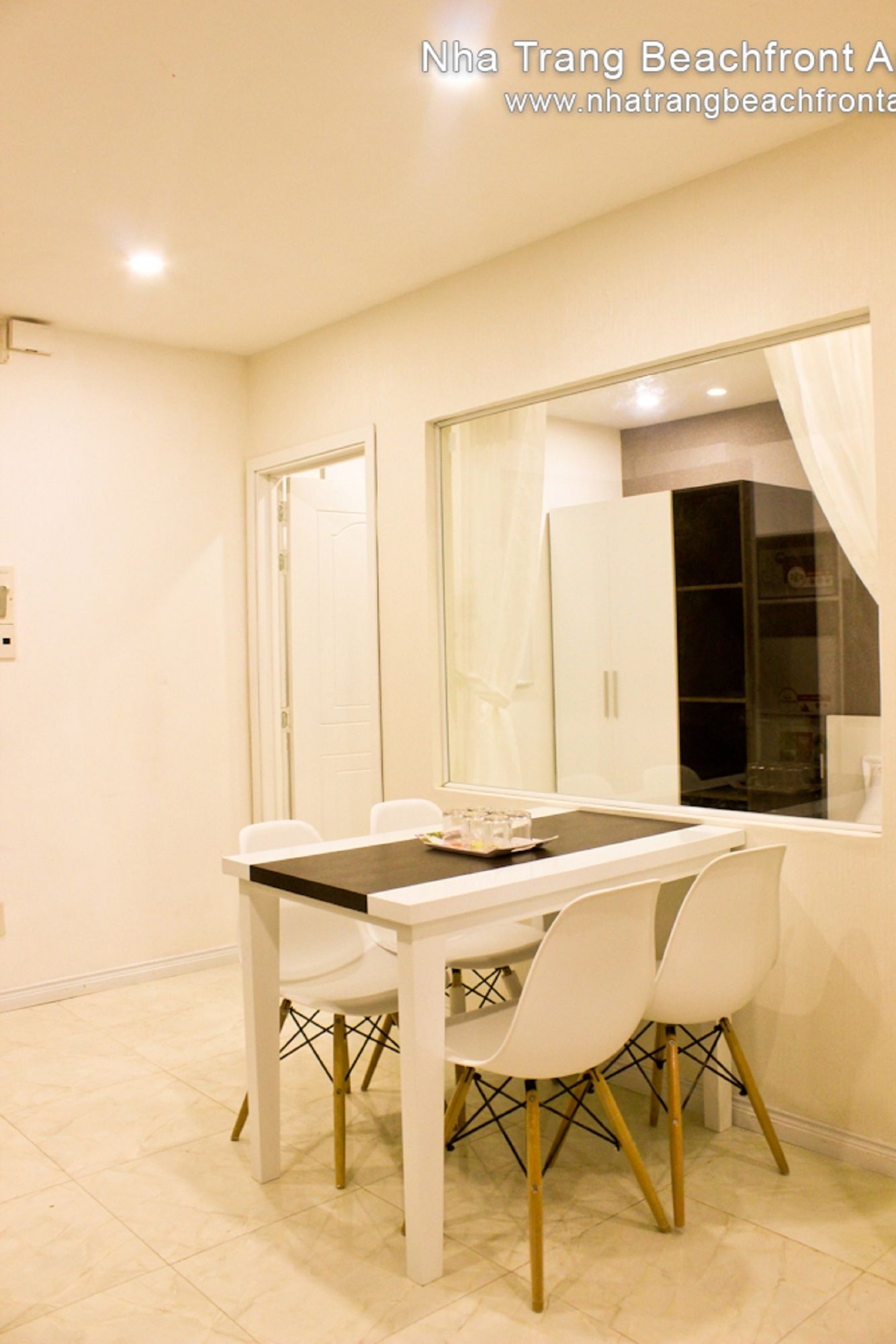 Фото Beach Front Apartment