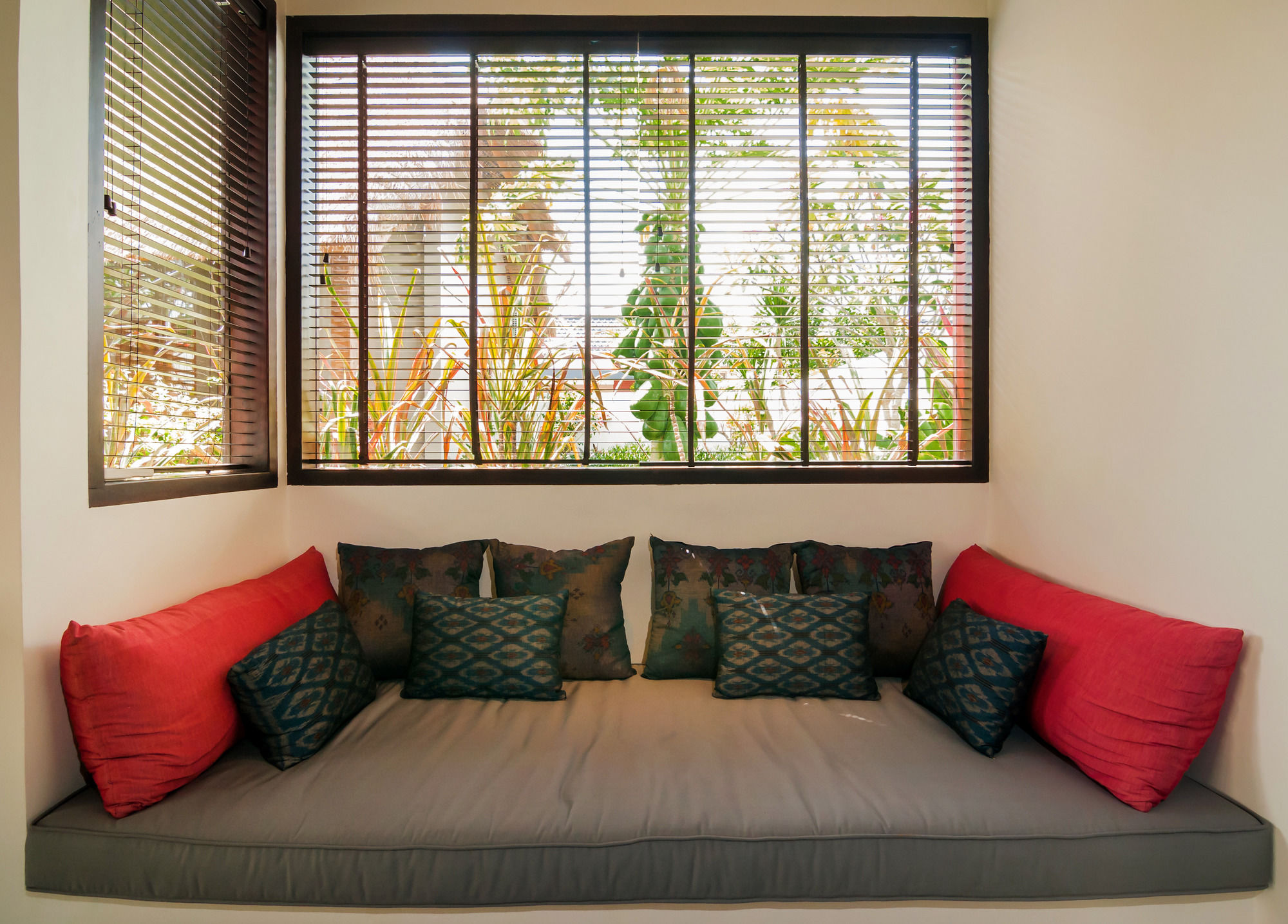 Фото Karmagali Boutique Suites