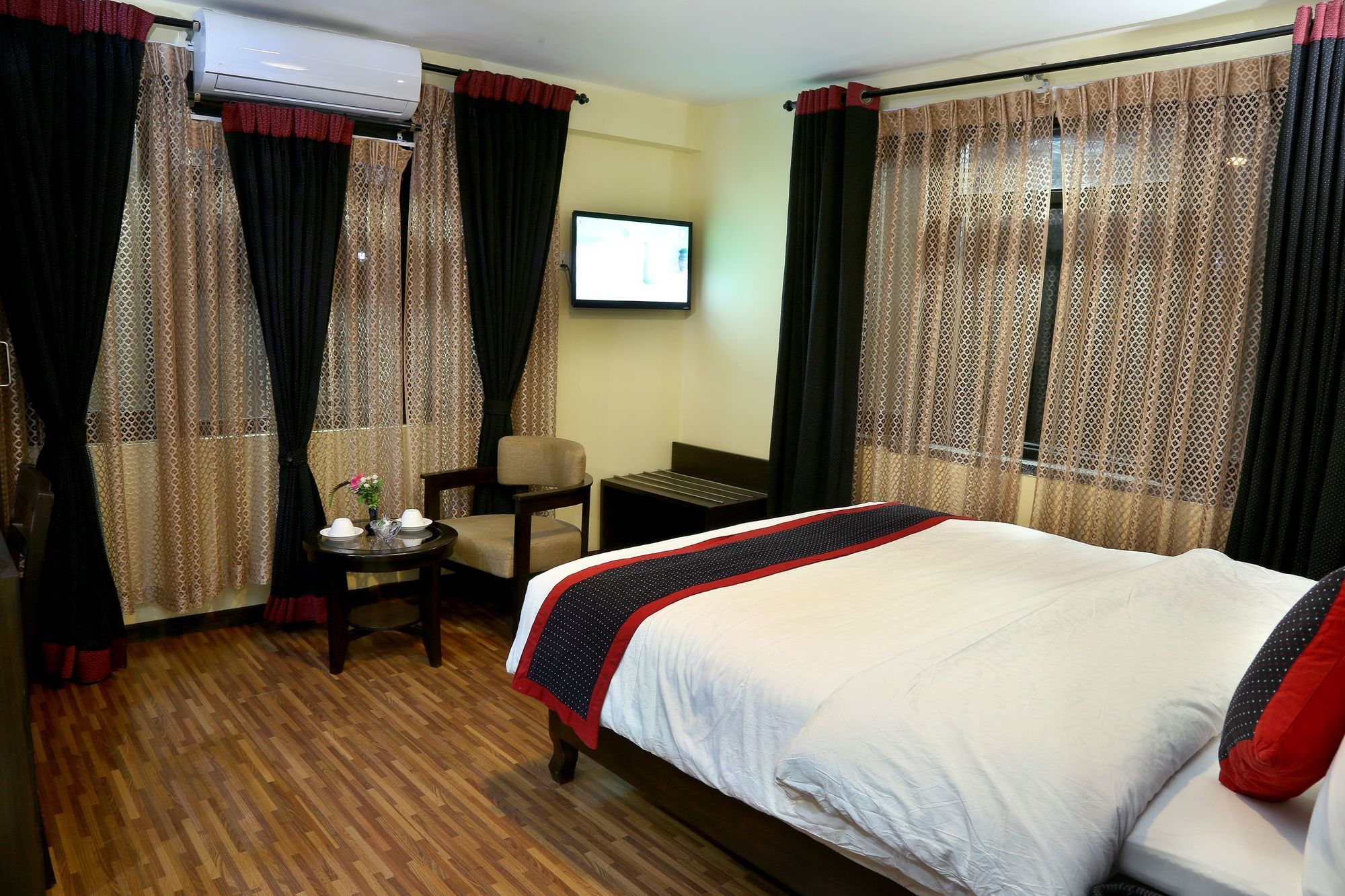 Фото отеля 3