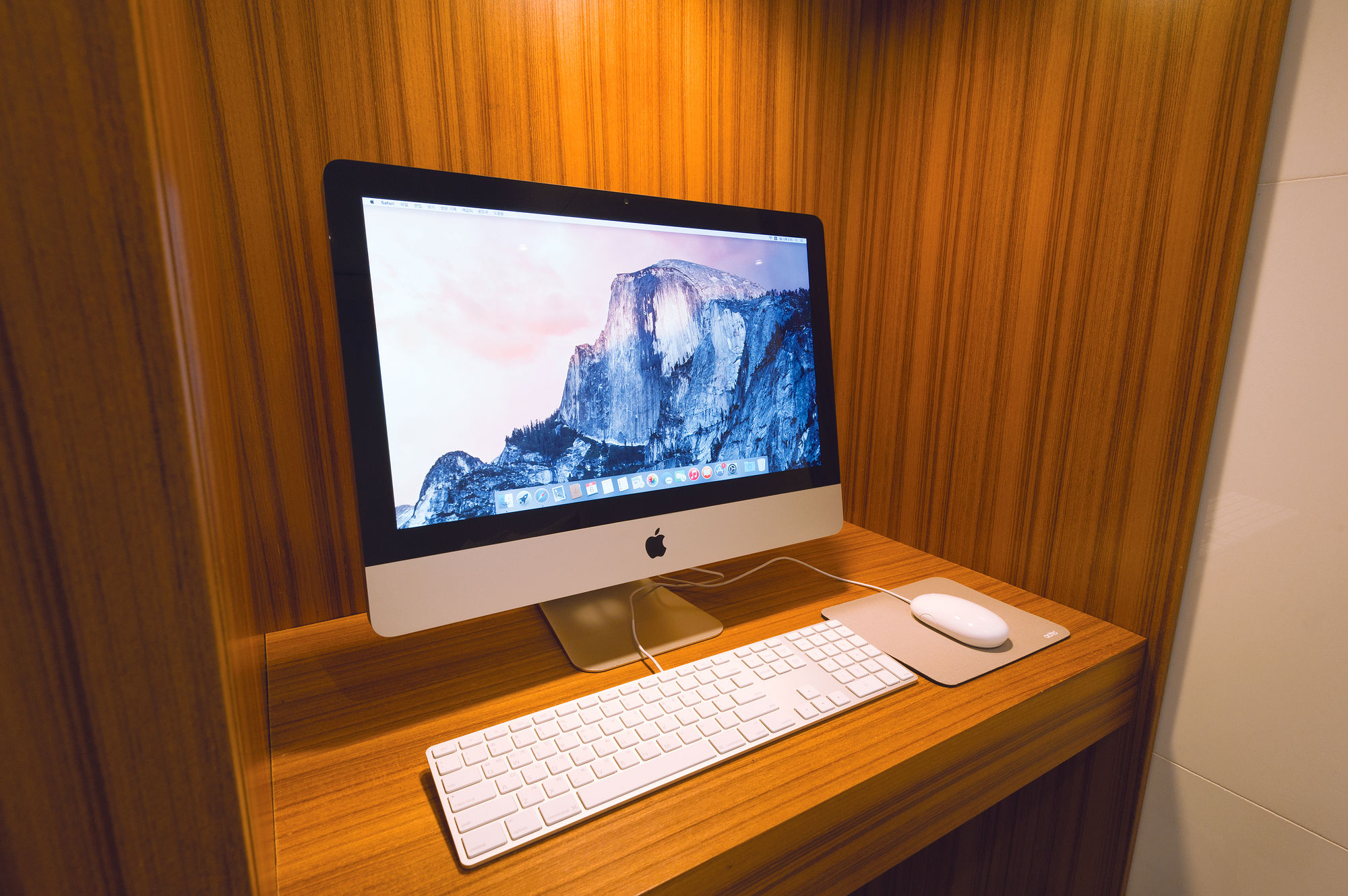 Фото Hotel The Artist Yeoksam