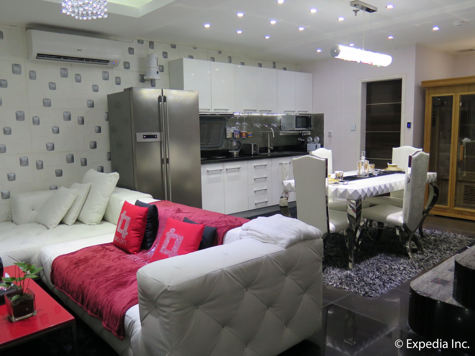 Фото Luks Lofts Hotel & Residences