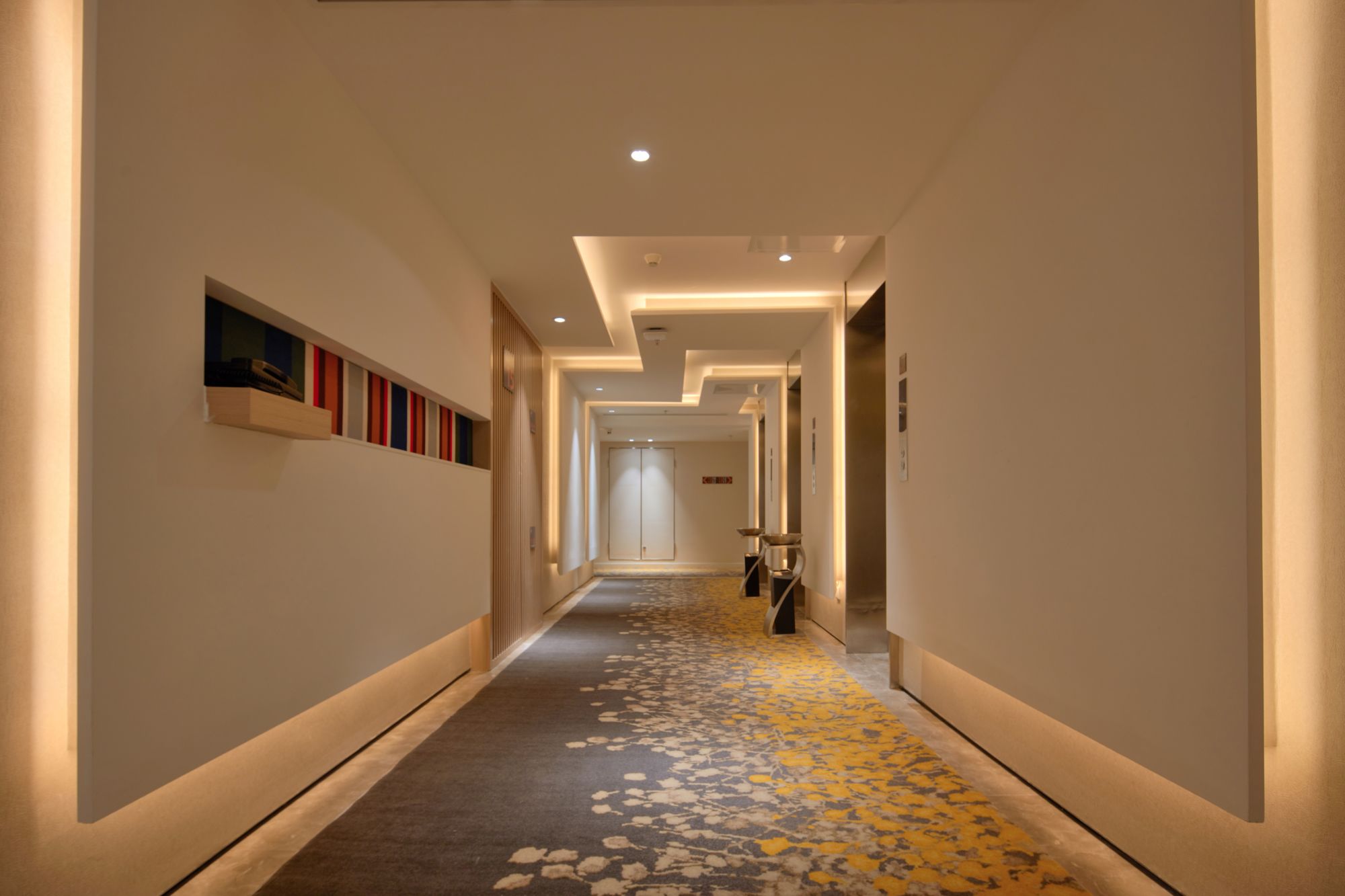 Фото Holiday Inn Express Shenyang Tawan