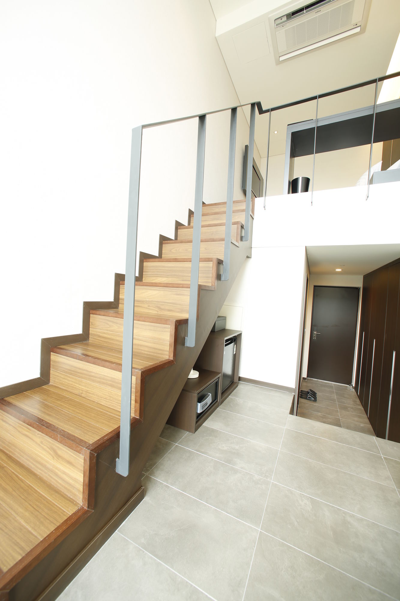 Фото Hotel Golden Daisy Seogwipo Ocean