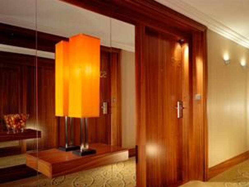 Фото Sheraton Bratislava Hotel