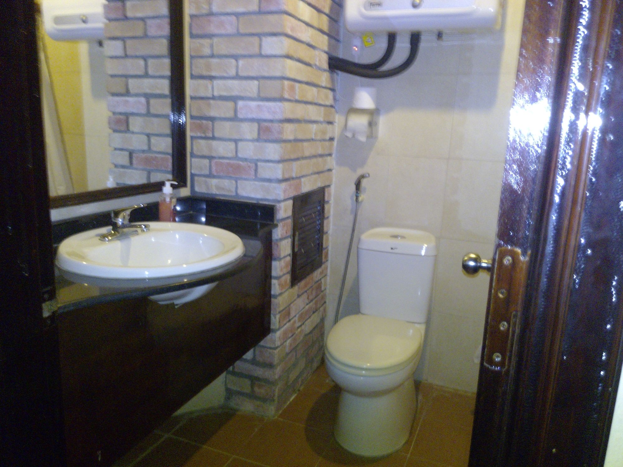 Фото Hotel Garden Queen