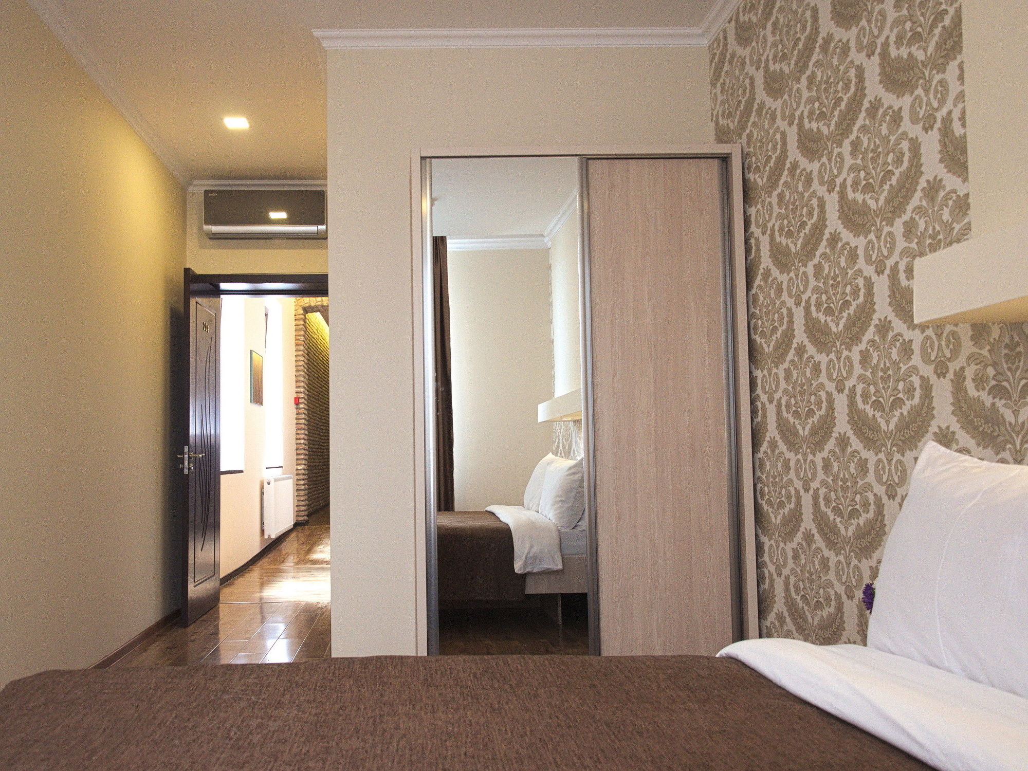 Фото Hotel Tiflis