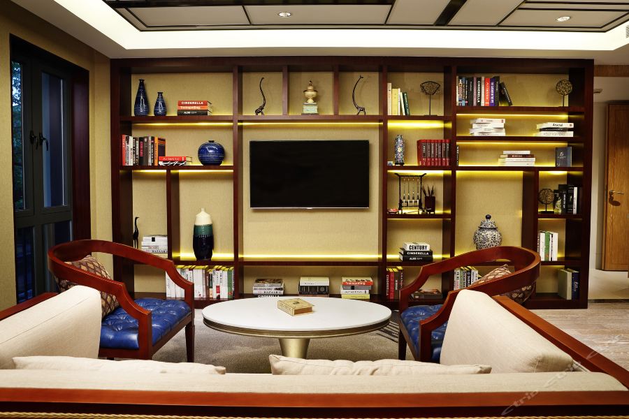 Фото Ln Hotel Five