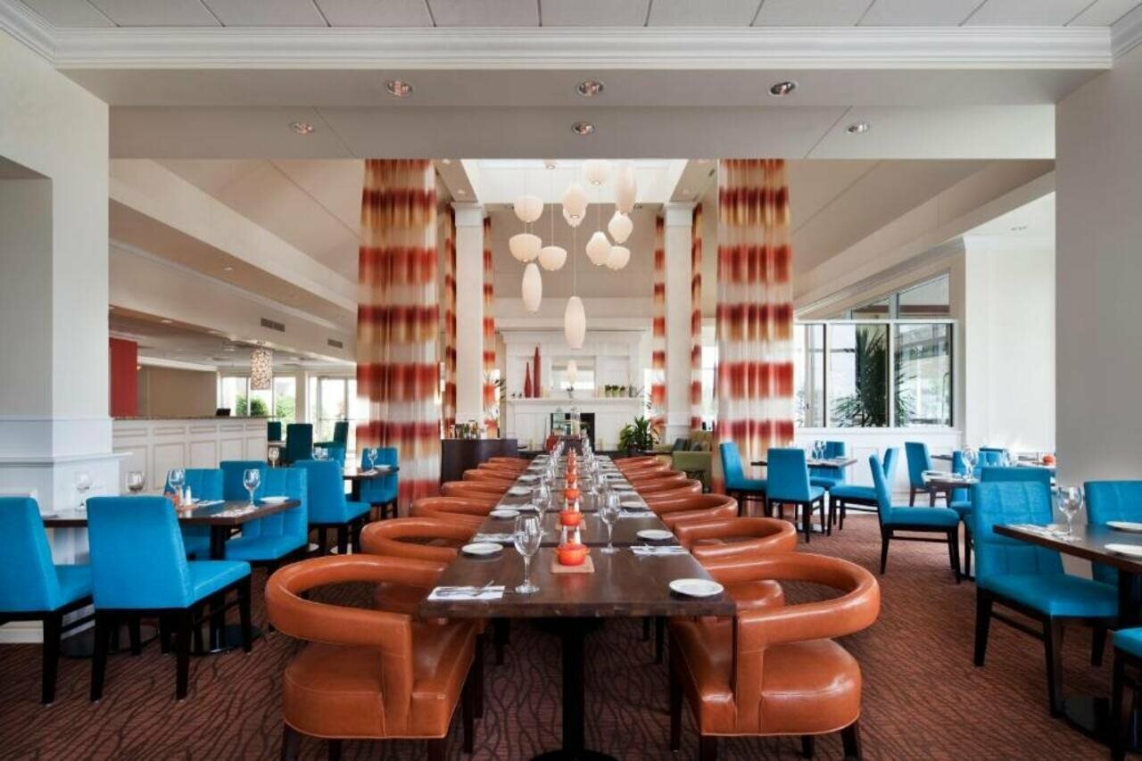 Фото Hilton Garden Inn Montreal Airport