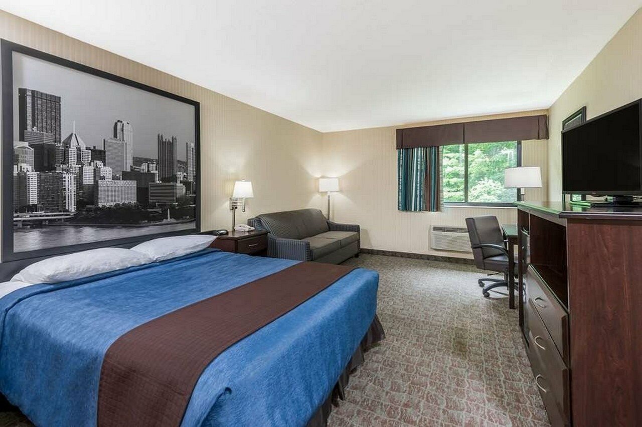 Фото Super 8 by Wyndham Grove City