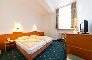 Гостиница Novum Hotel Ahl Meerkatzen Köln Altstadt