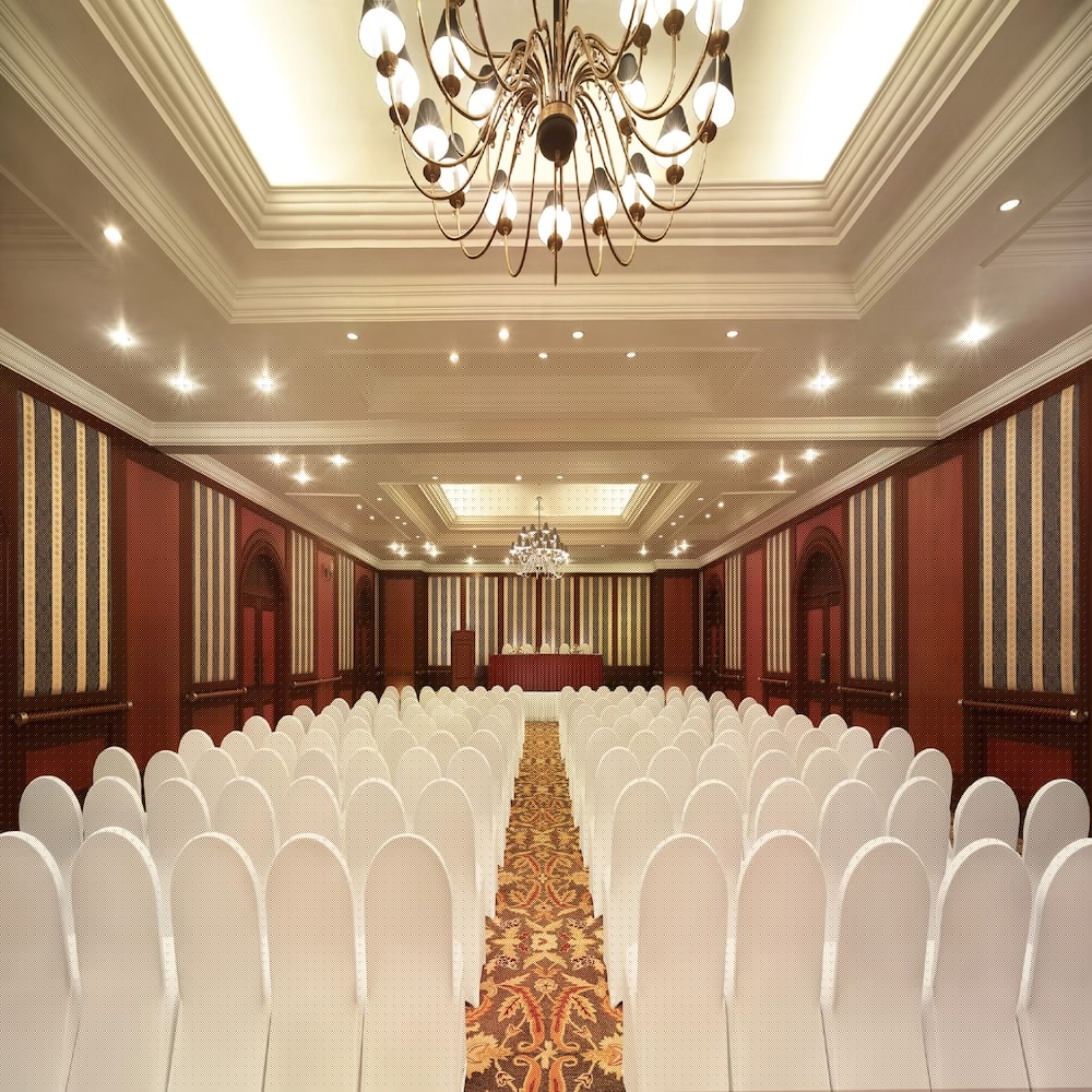 Фото The Gateway Hotel Beach Road Calicut