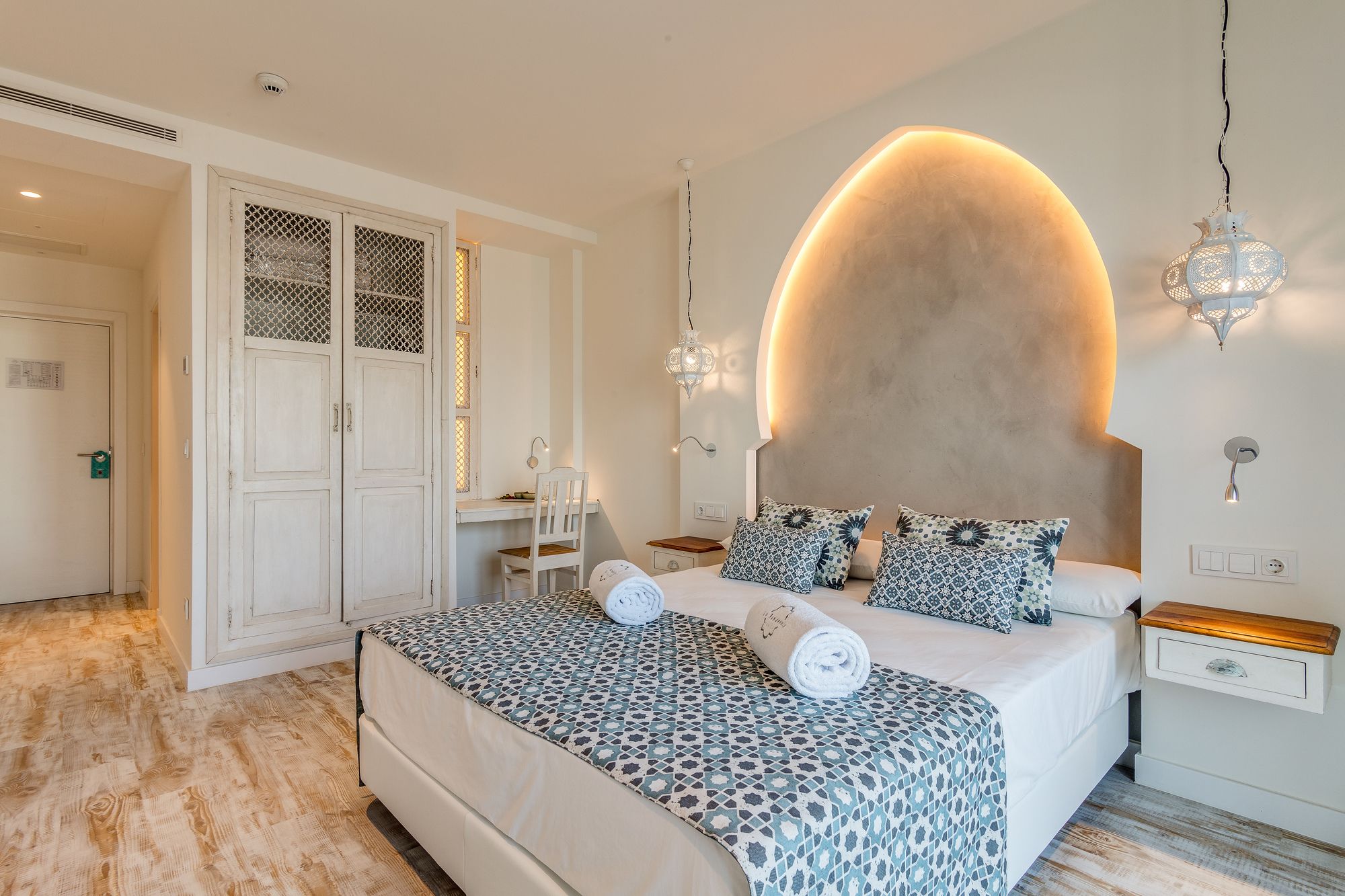 Фото Hotel & SPA La Residencia Puerto