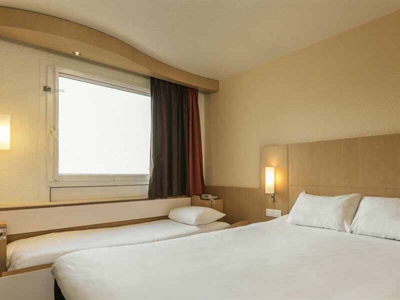 Фото Ibis Paris Porte de Vanves Parc des Expositions