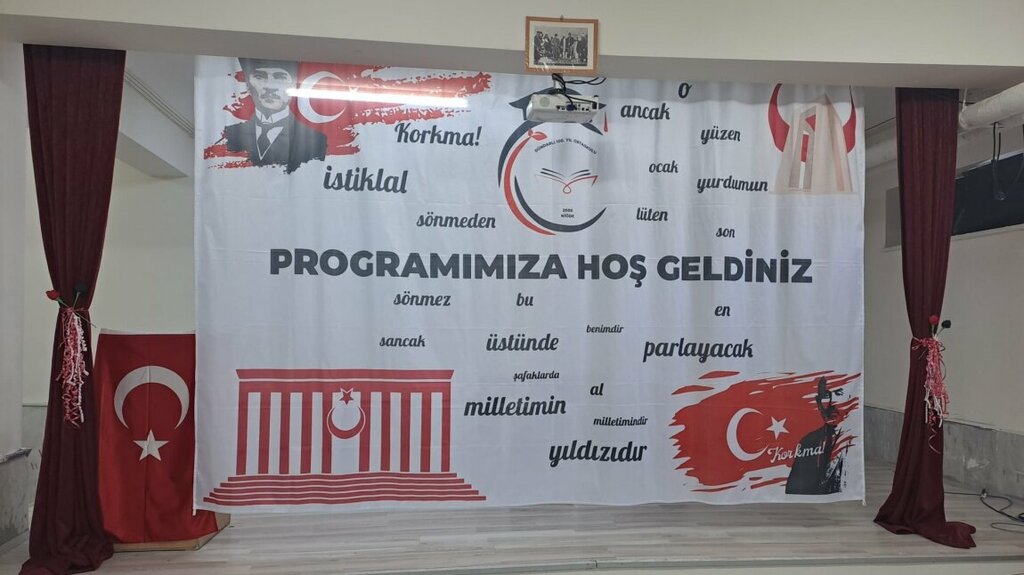 School Dundarli 100th Year Middle School, Nigde, photo