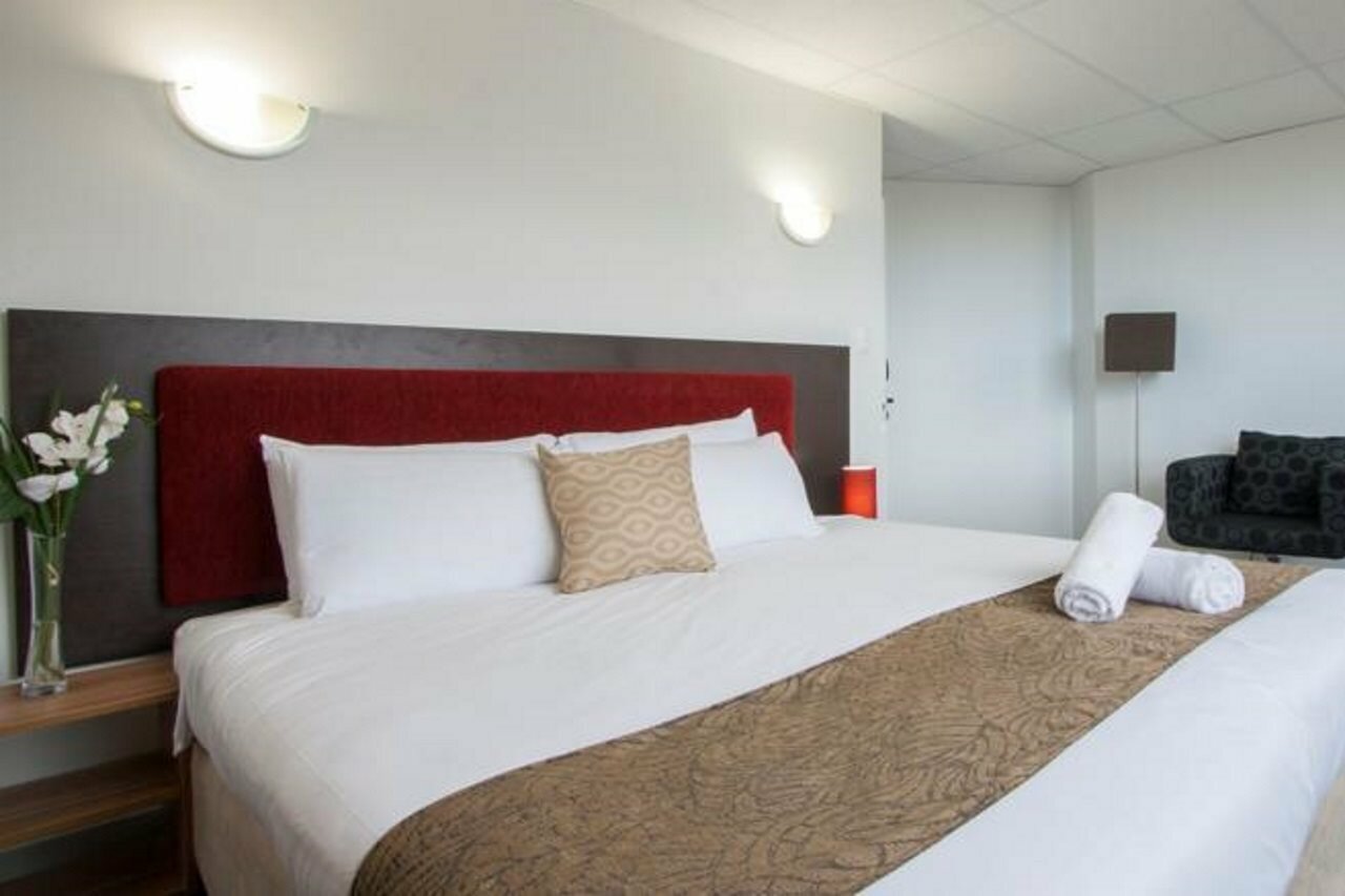 Фото Ascotia off Queen