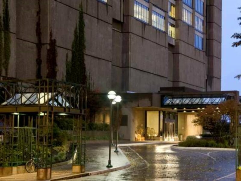 Фото Hotel Bonaventure Montreal