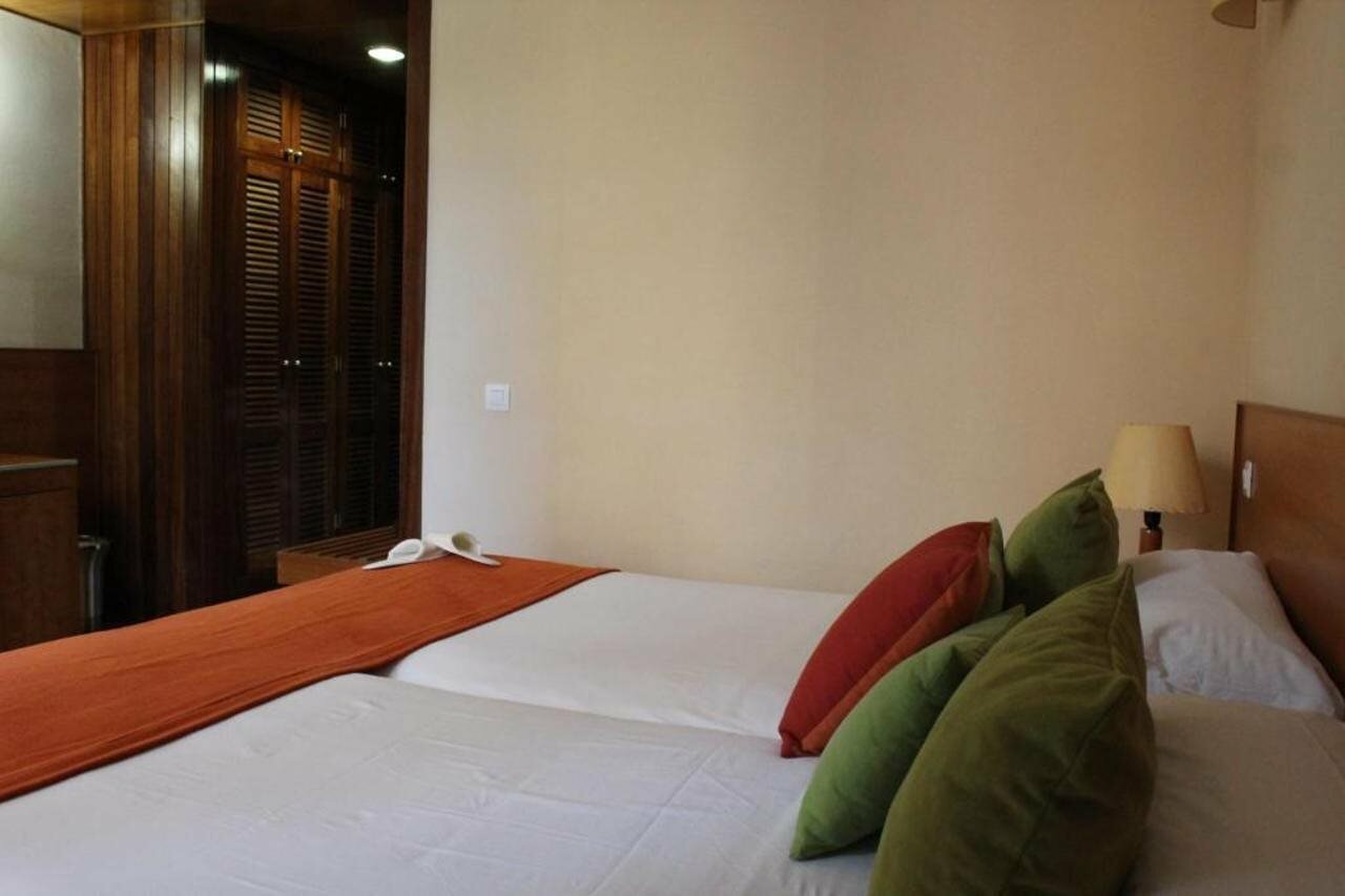 Фото Hotel Escuela Santa Cruz