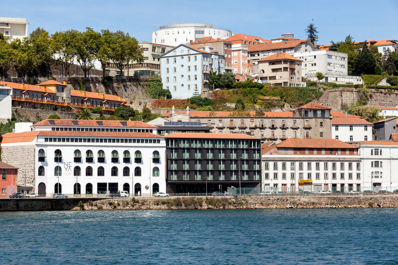 Гостиница Neya Porto Hotel в Порту