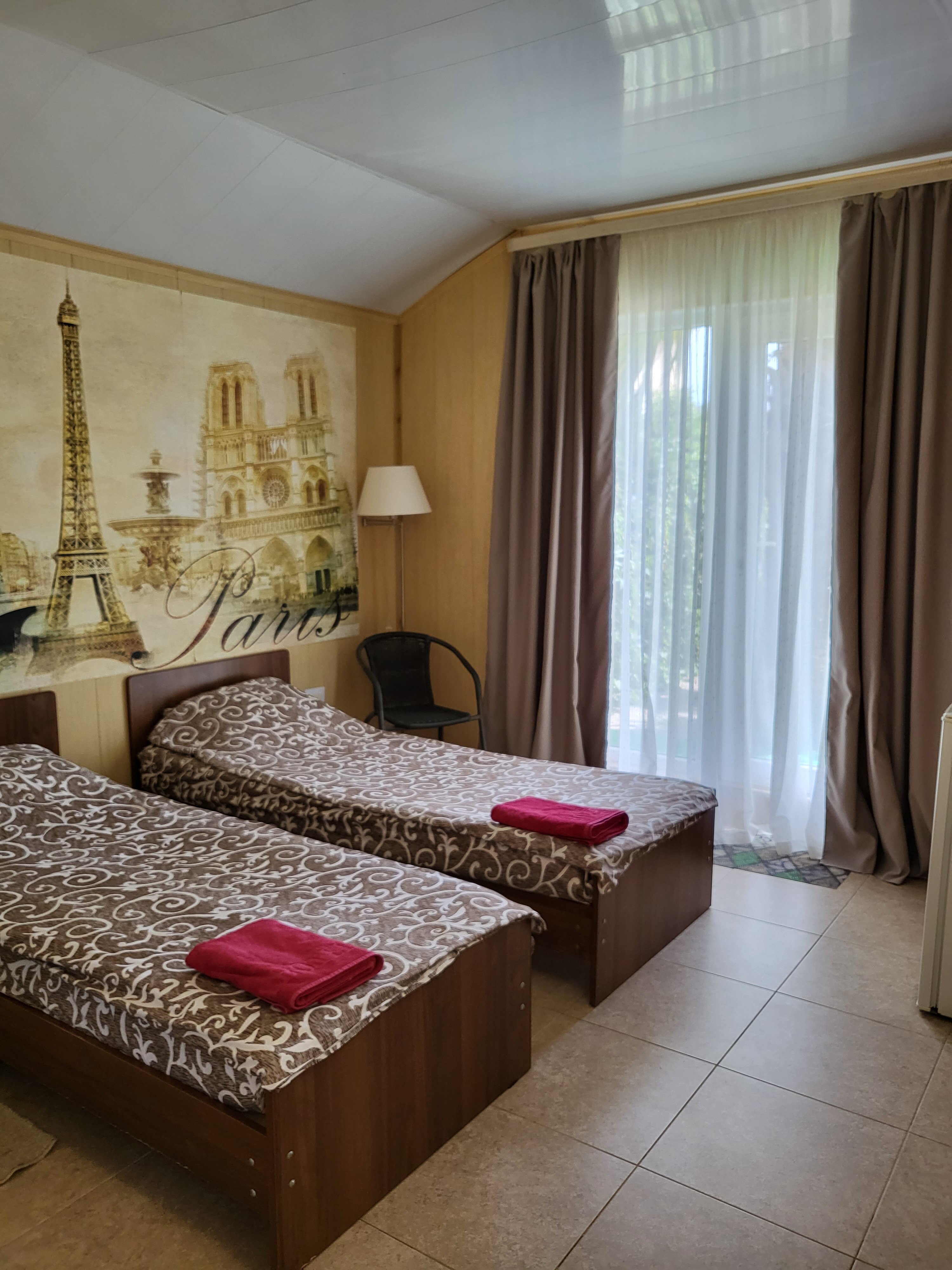 Фото отеля 1