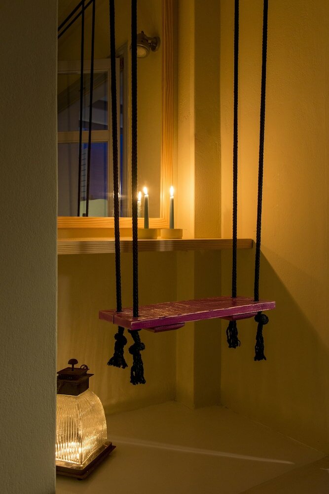 Фото Earino Suites & Villas