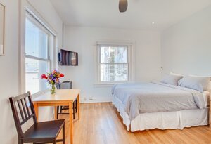 Апартаменты Venice Suites